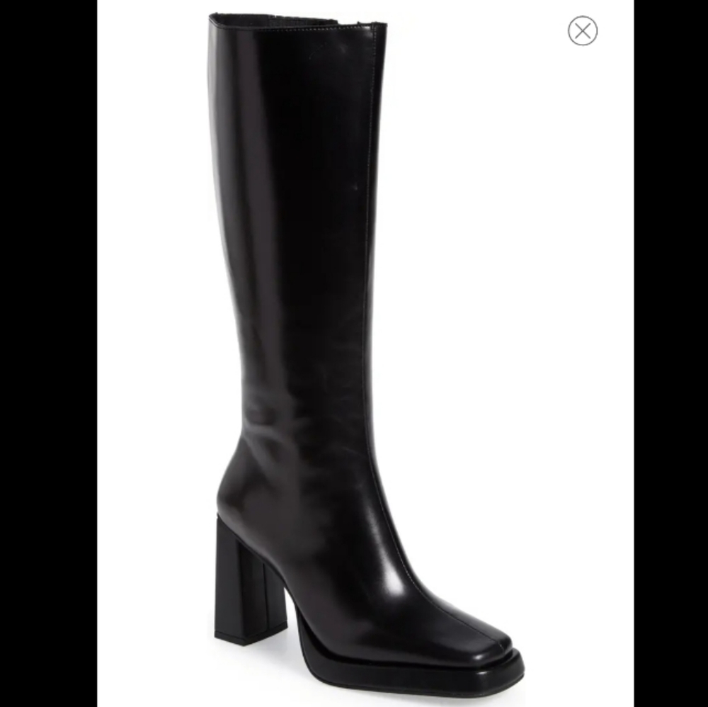 SOLD - Maximally Knee High Boot